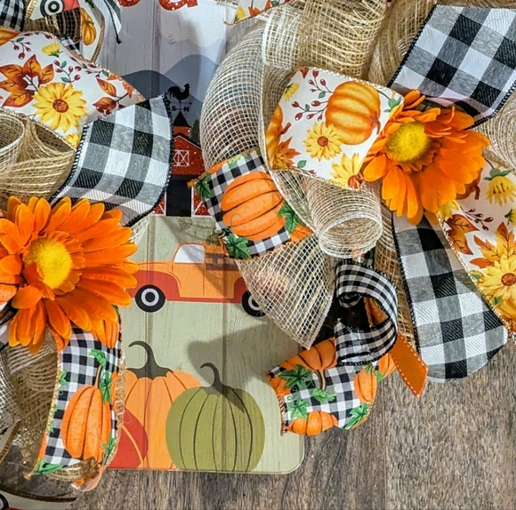 Happy Fall Y'all large wreath - Picture 3 of 10